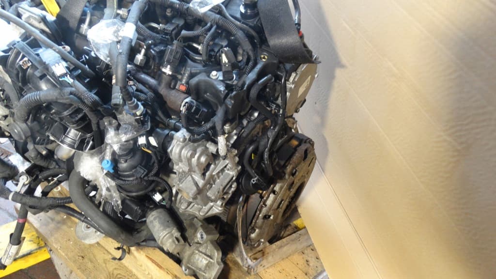 Moteur YNR6 — vue 5