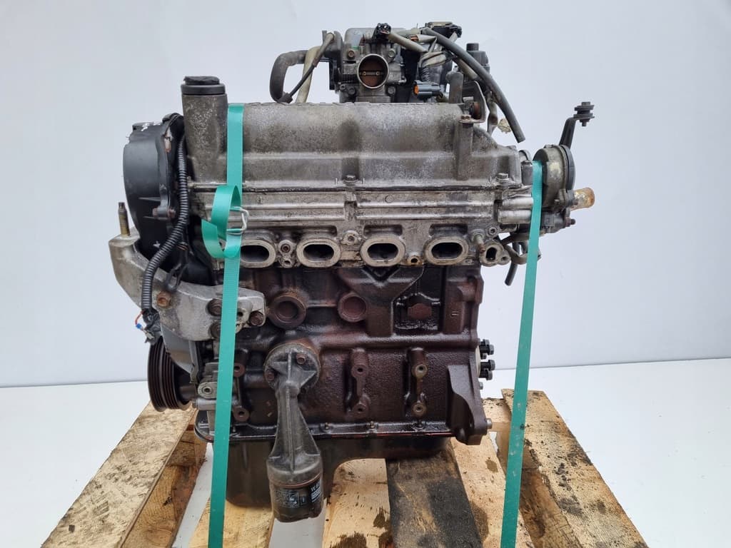 Moteur F10DN — vue 2