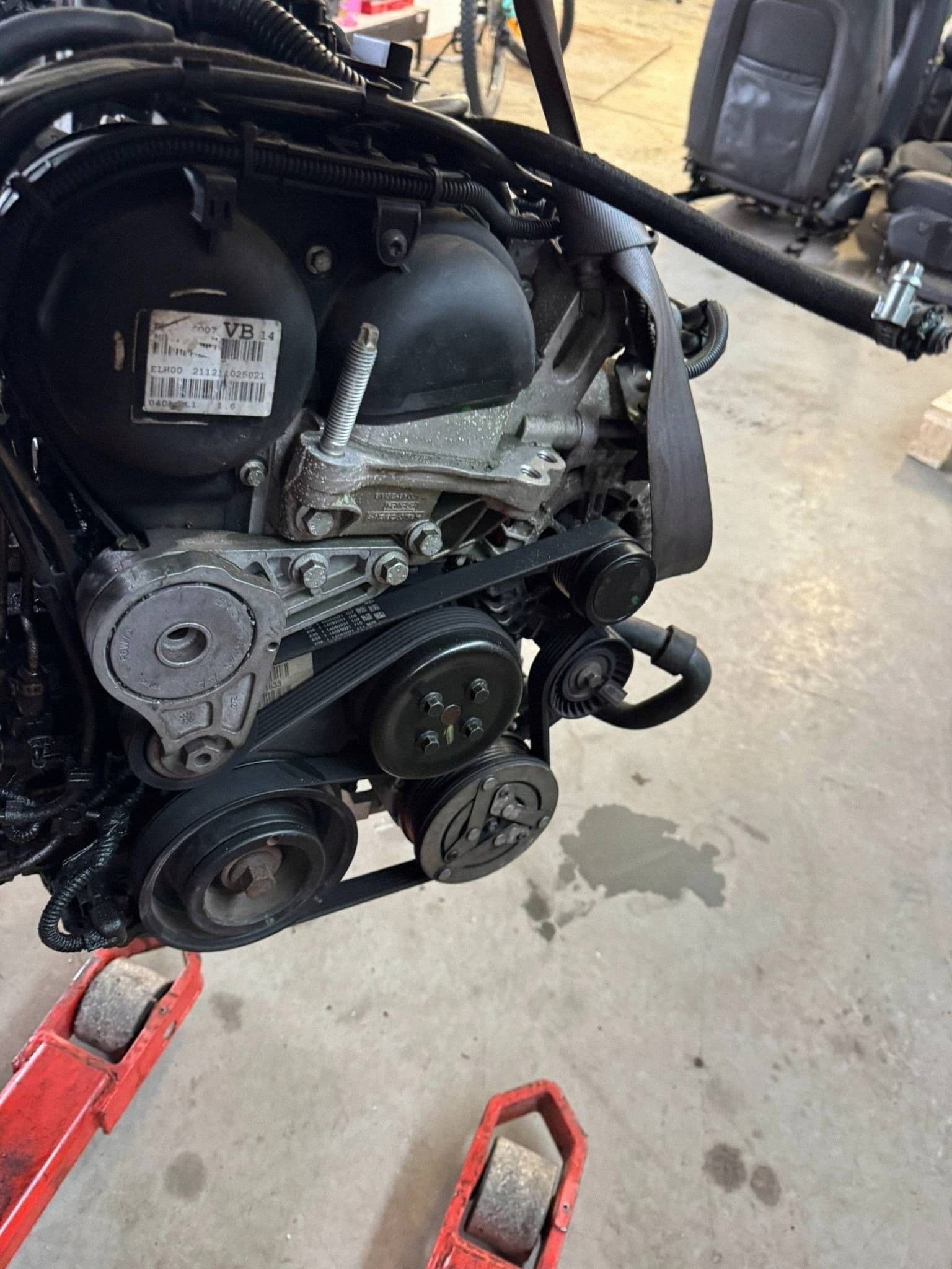 Moteur B 4164 T3 — vue 7