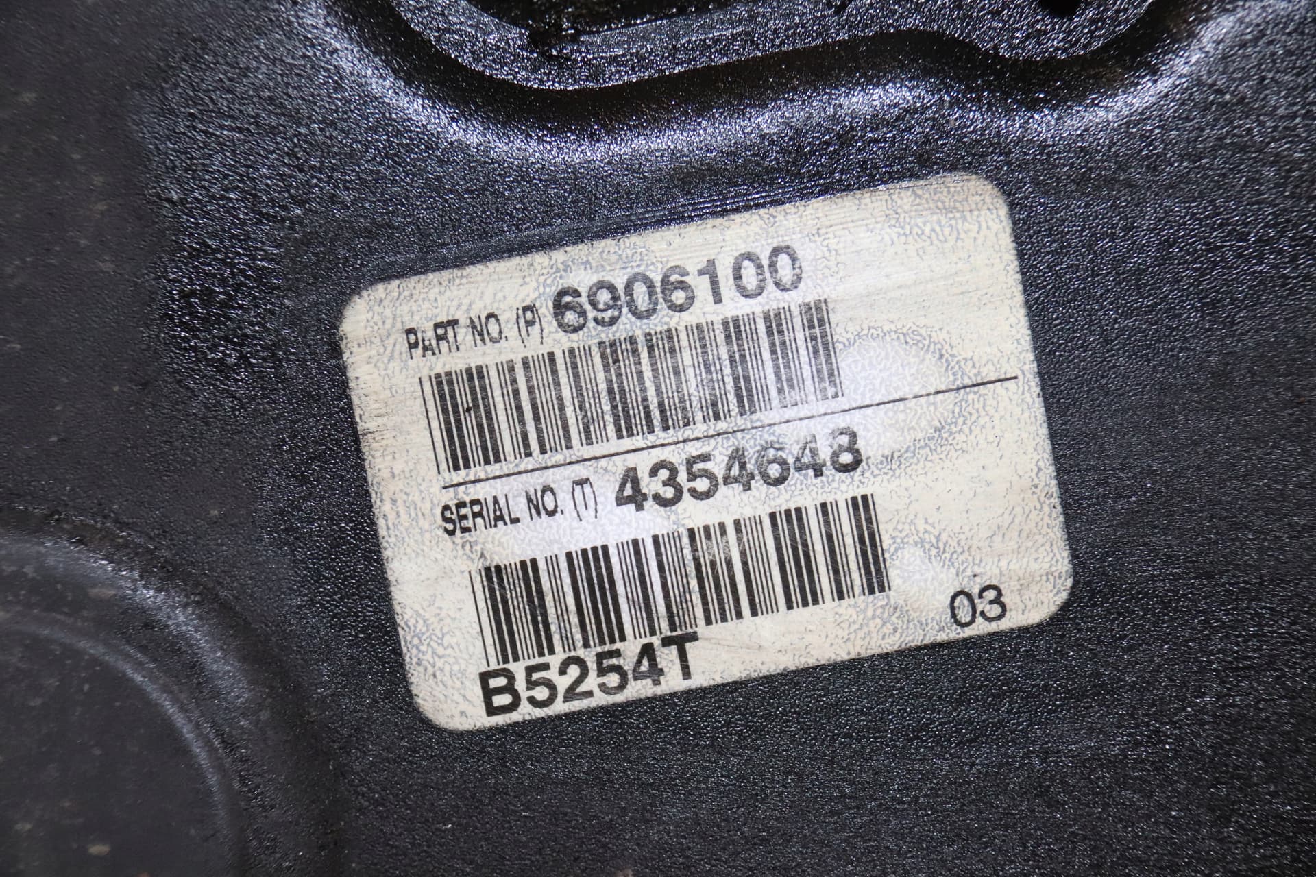 Moteur B 5254 T6 — vue 4