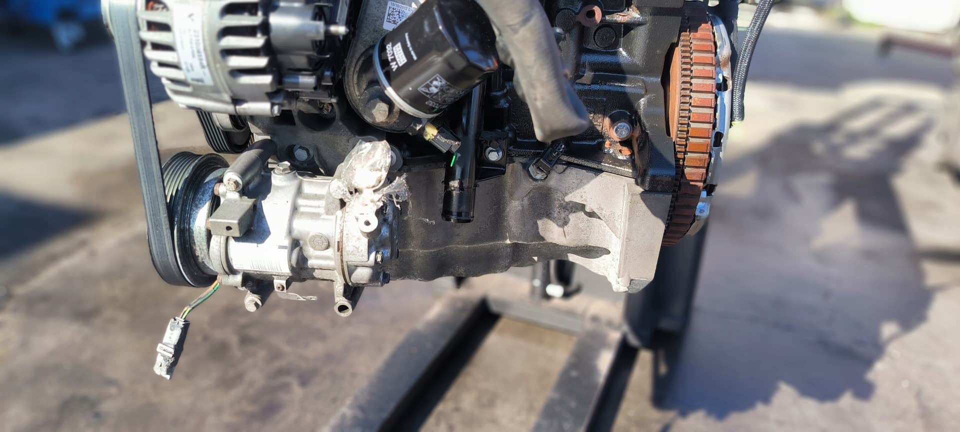 Moteur OM 607.951 (K9K) — vue 2