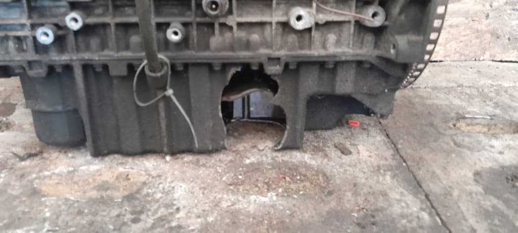 Moteur B 5244 T — vue 2
