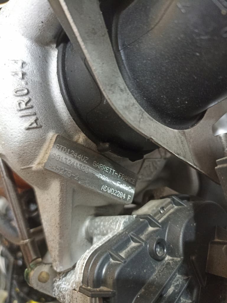 Moteur Y9DA — vue 3