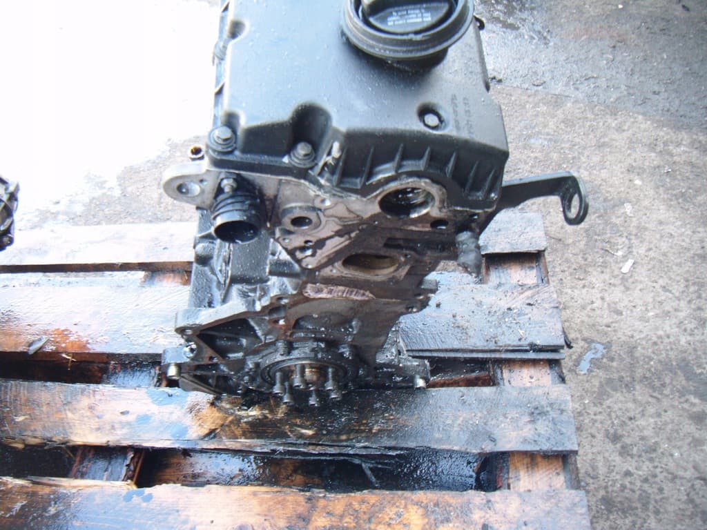 Moteur ATJ — vue 4
