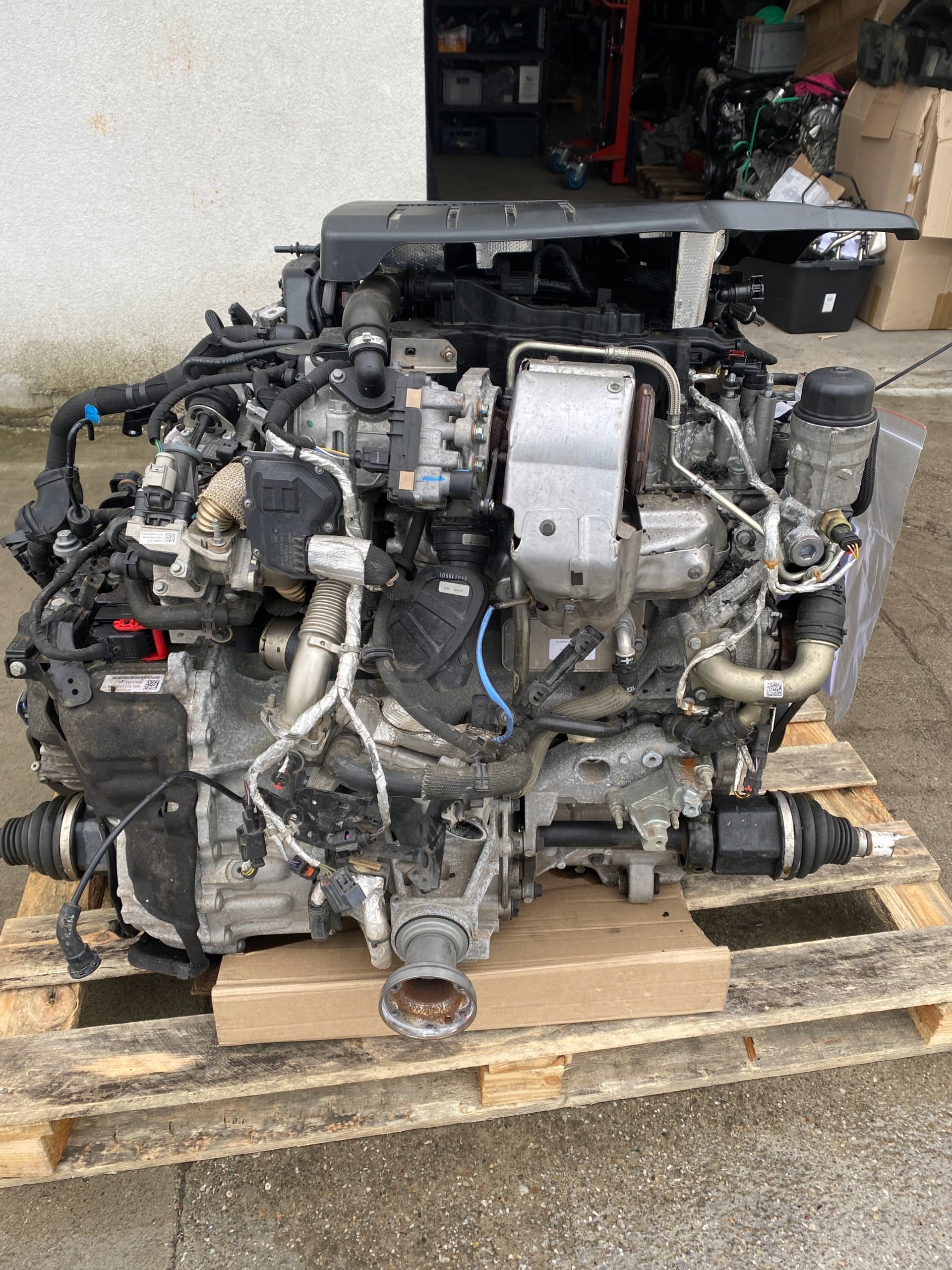 Moteur 204DTD(AJ20D4) — vue 3