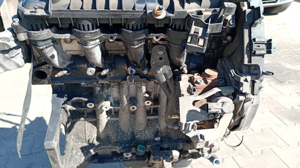 Moteur 9HV (DV6TED4BU) — vue 2