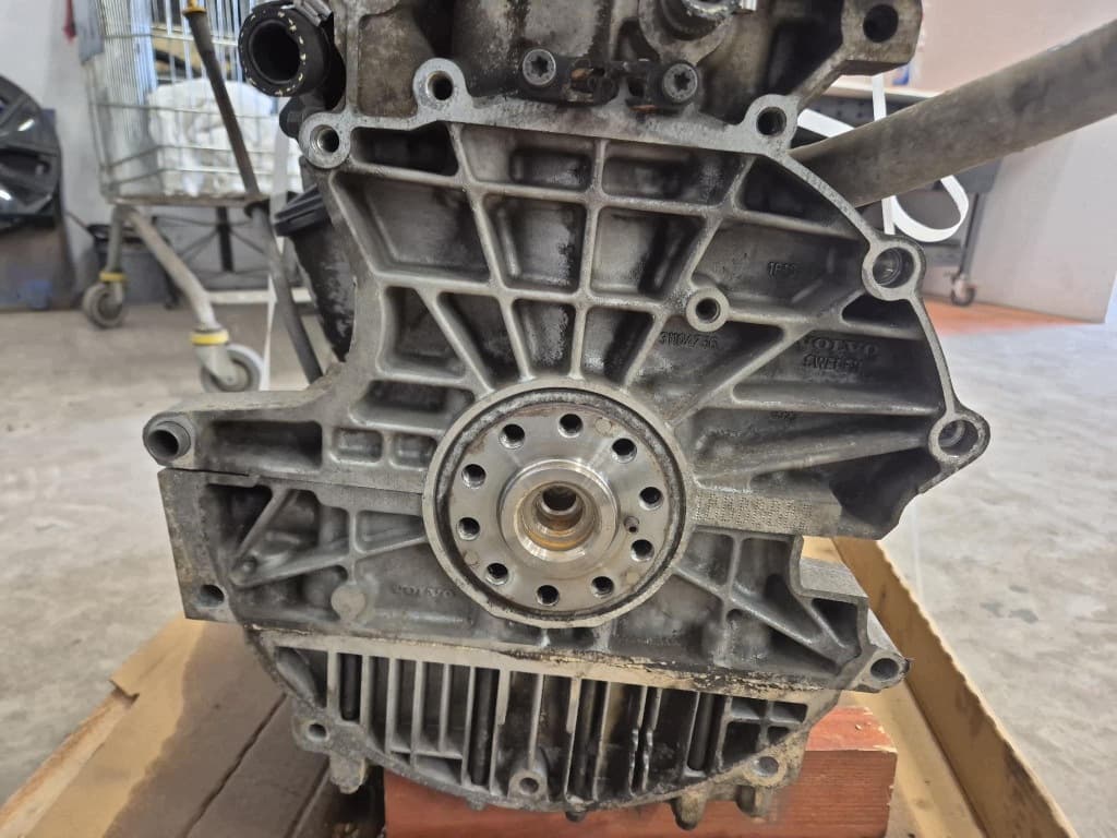 Moteur B 5244 S5 — vue 14