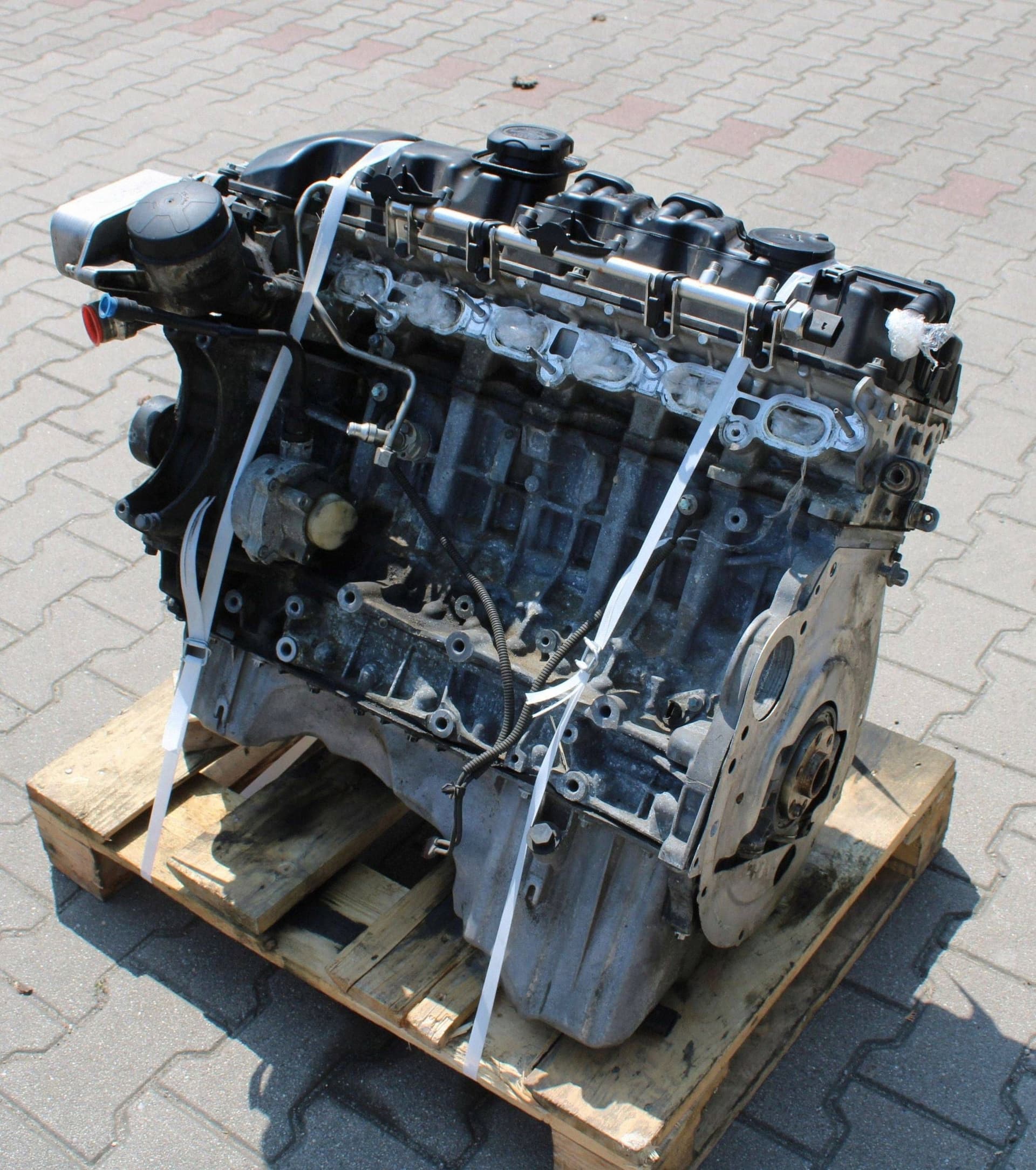 Moteur N53 B25 A — vue 2