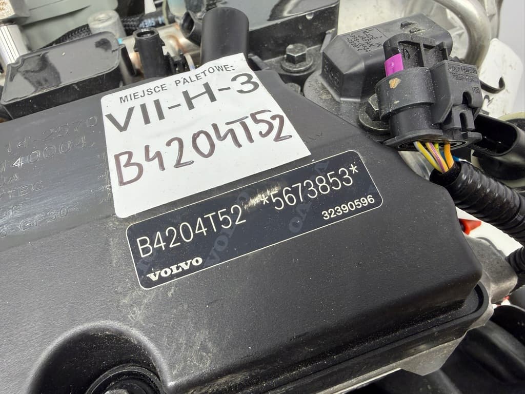 Moteur B 4204 T52 — vue 2