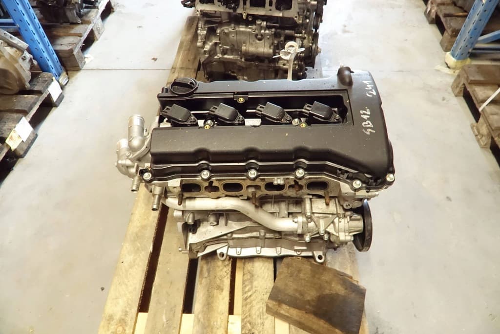 Moteur 4B12 - Image 1