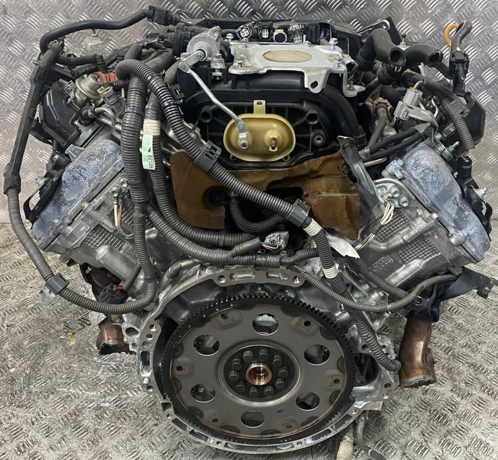 Moteur 1UR-FE — vue 4