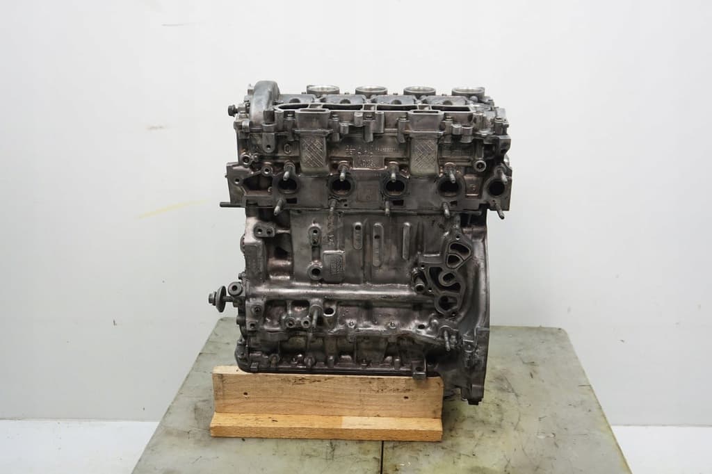 Moteur 8HY (DV4TED4) — vue 3