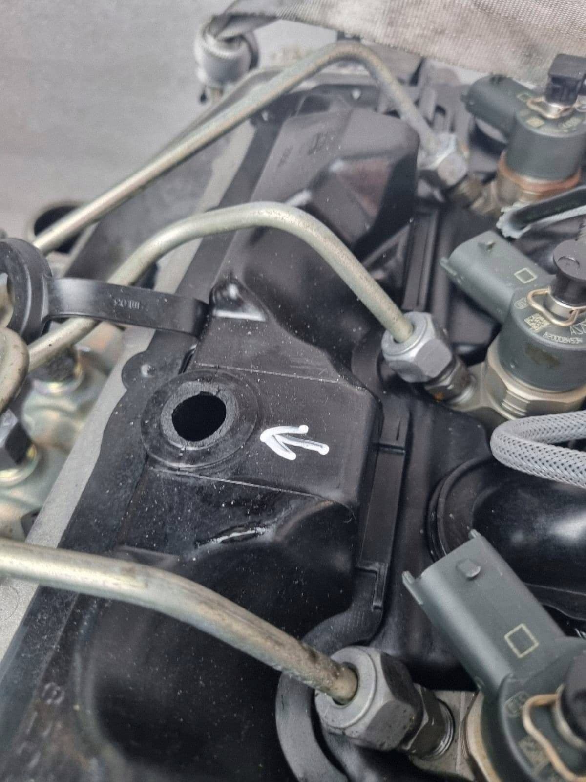 Moteur G9T 743 — vue 10