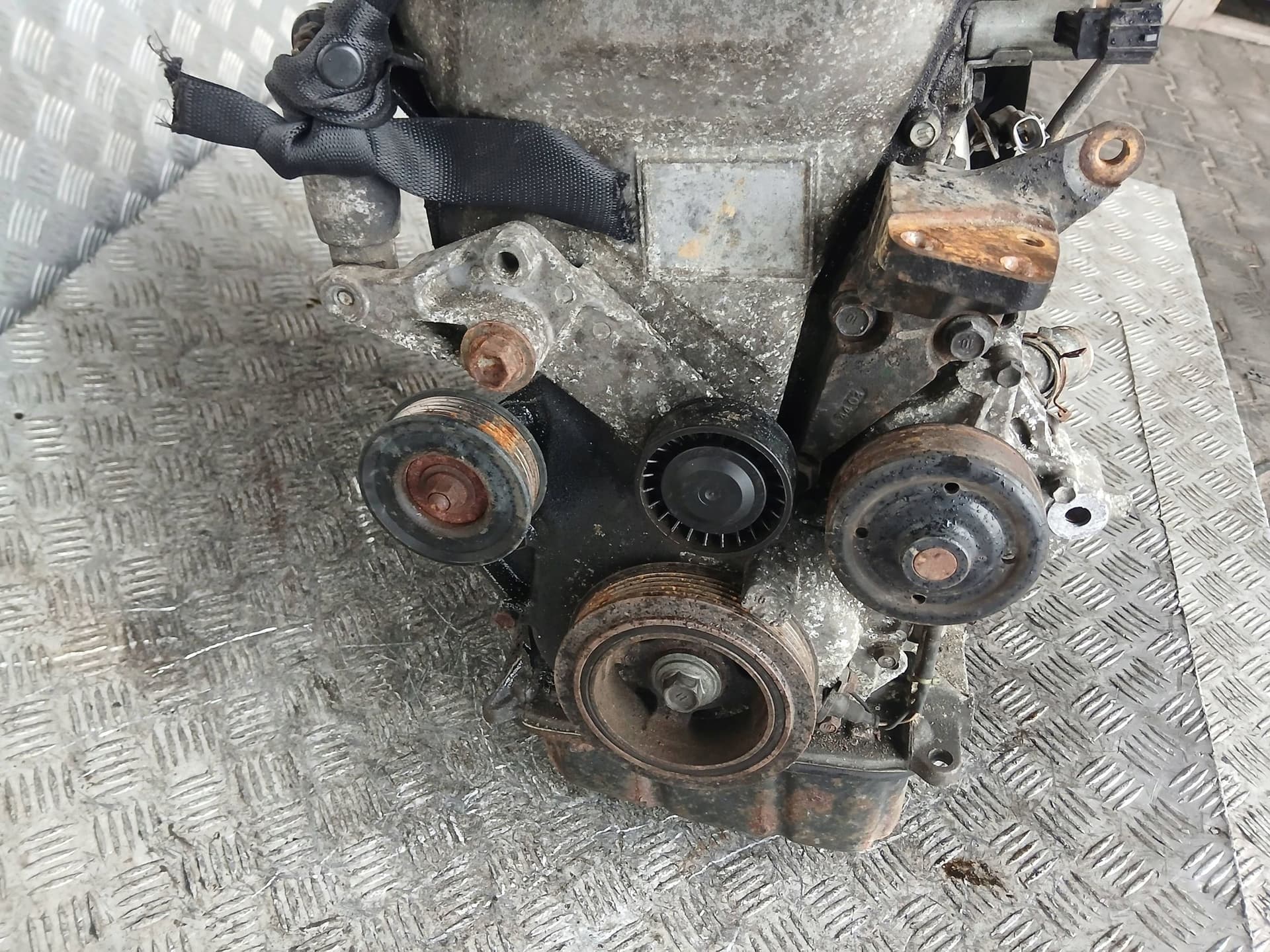 Moteur 3ZZ-FE — vue 4