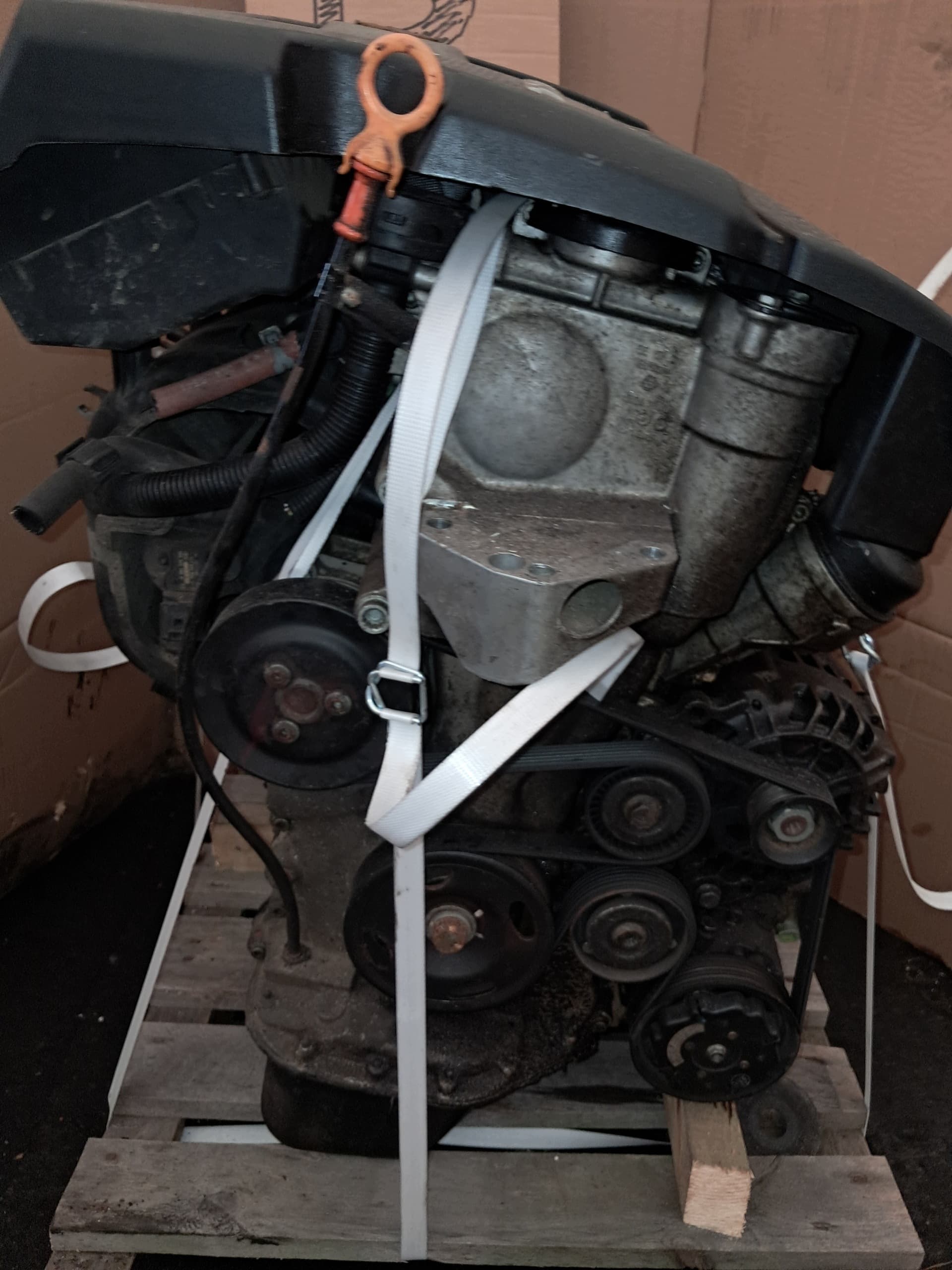 Moteur AZQ — vue 3