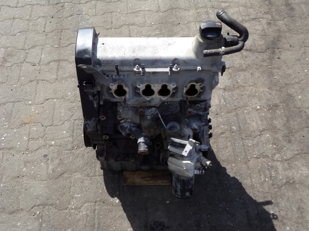 Moteur CBPA pour Volkswagen Bora 2.0 Petrol