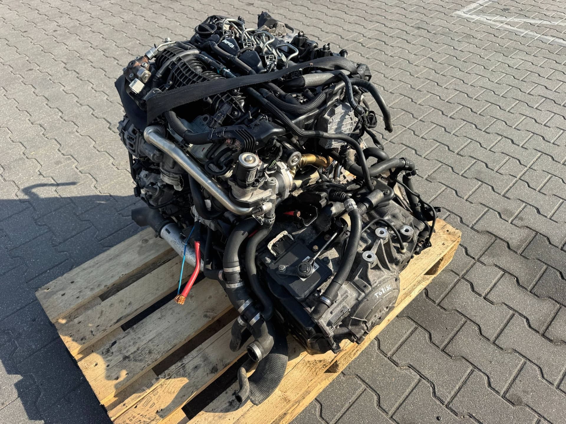 Moteur D 4204 T23 — vue 4