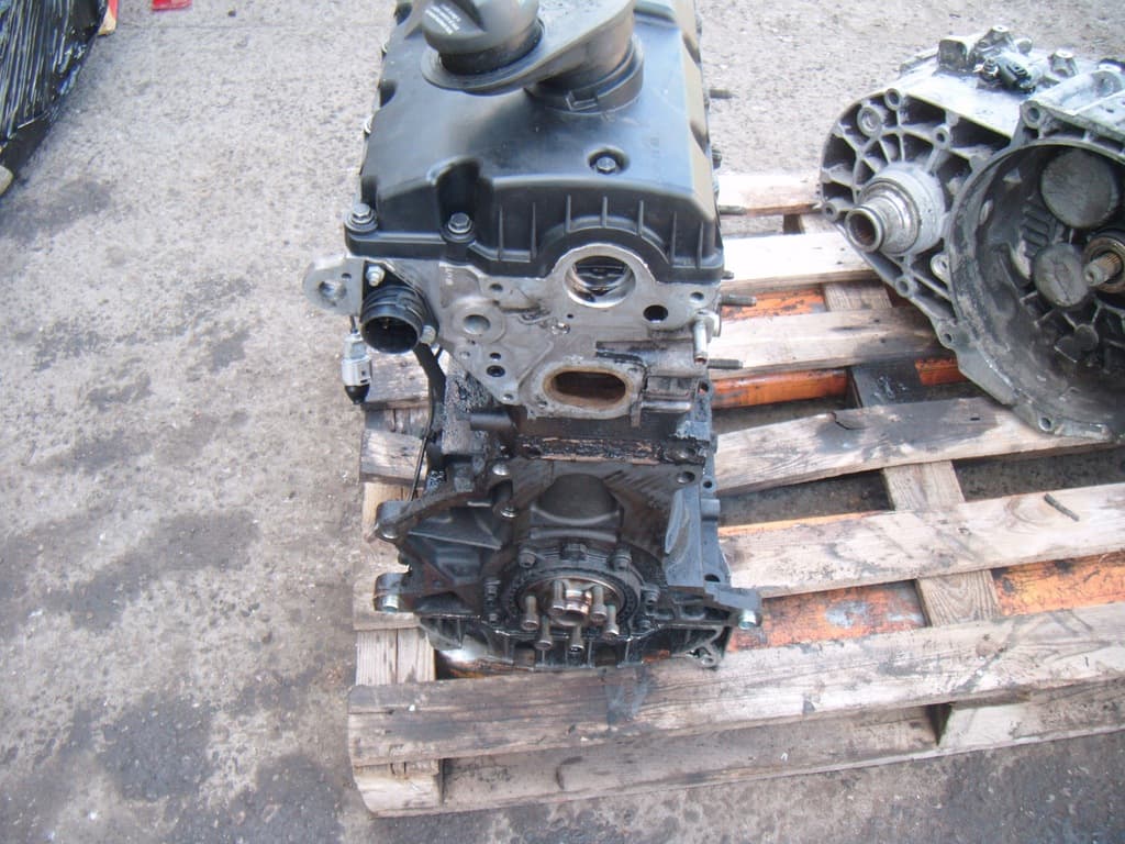 Moteur AUY — vue 5