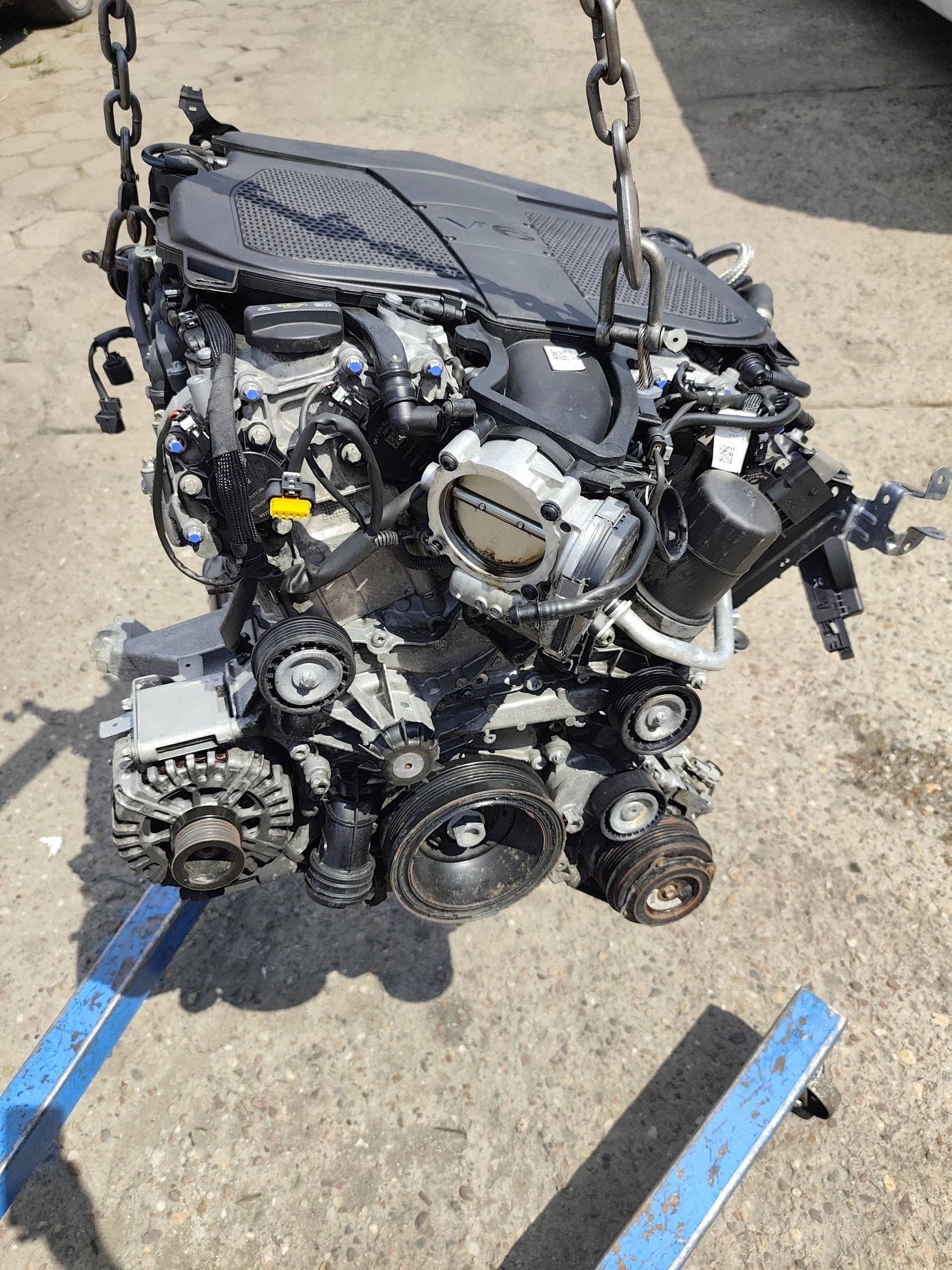 Moteur M 157.980 — vue 2