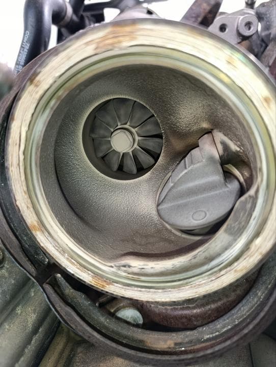 Moteur N63 B44 D — vue 2