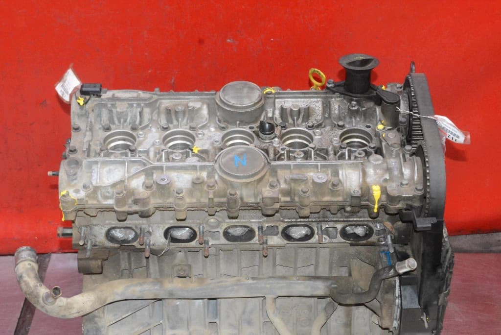 Moteur B 5244 S — vue 3