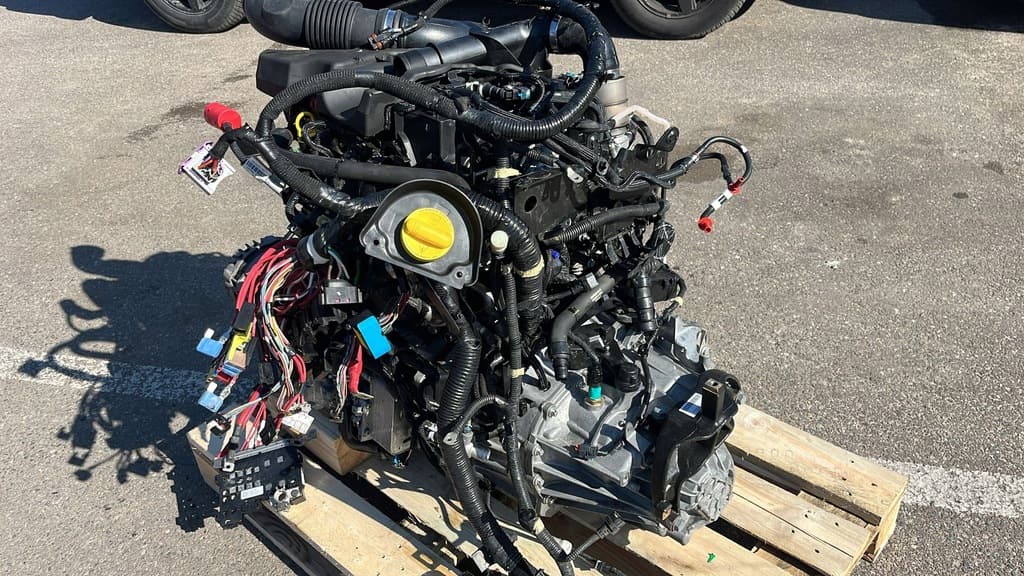 Moteur M9T 716 — vue 3