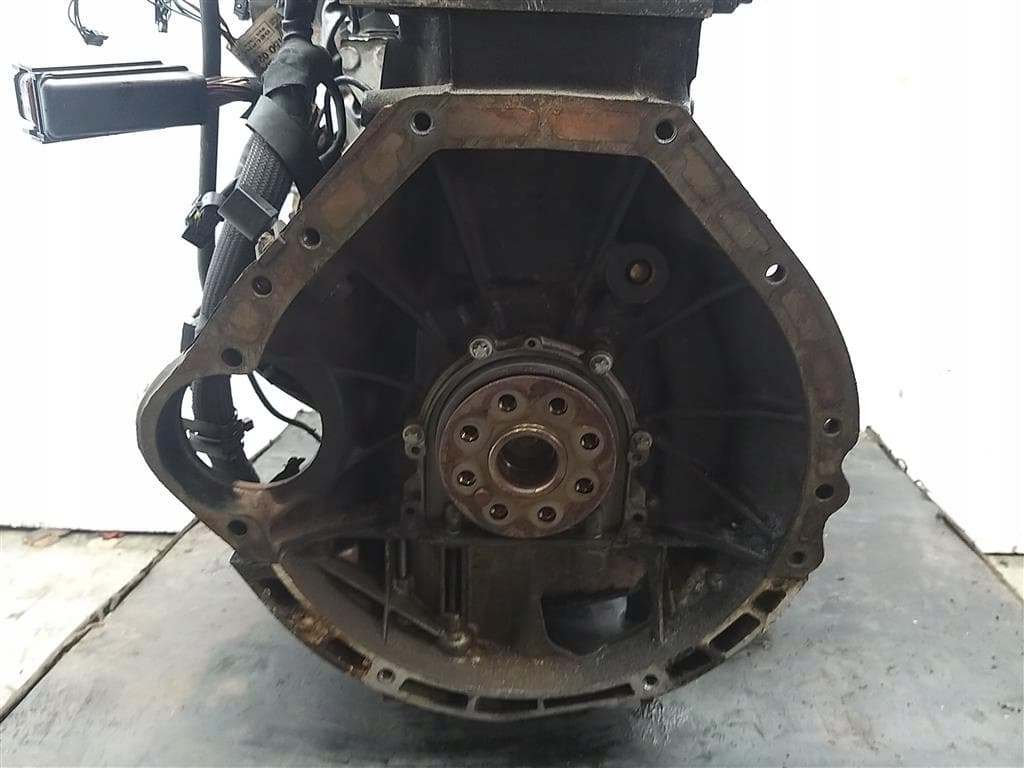 Moteur M 112.913 — vue 5