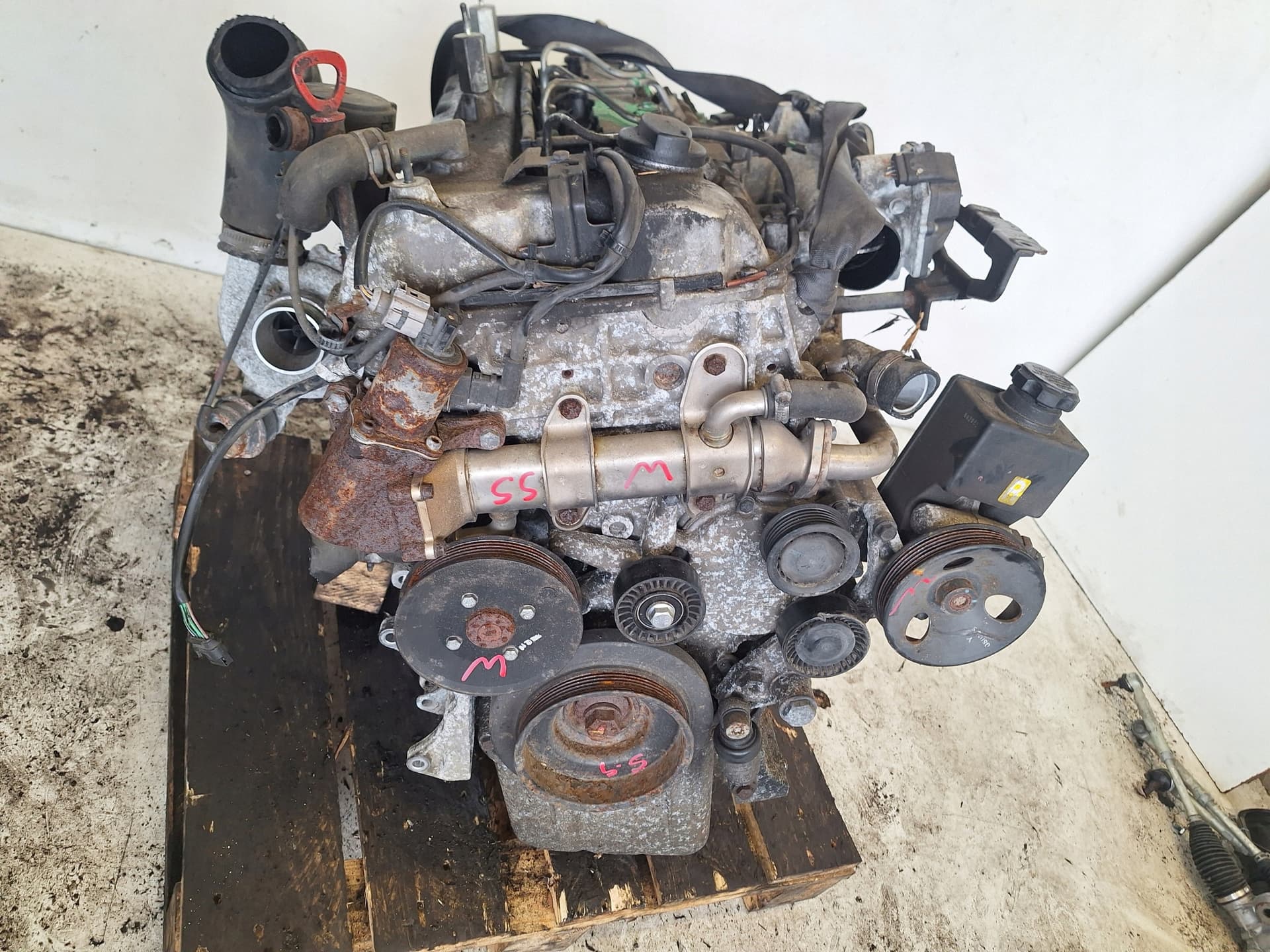 Moteur D27DTP — vue 12