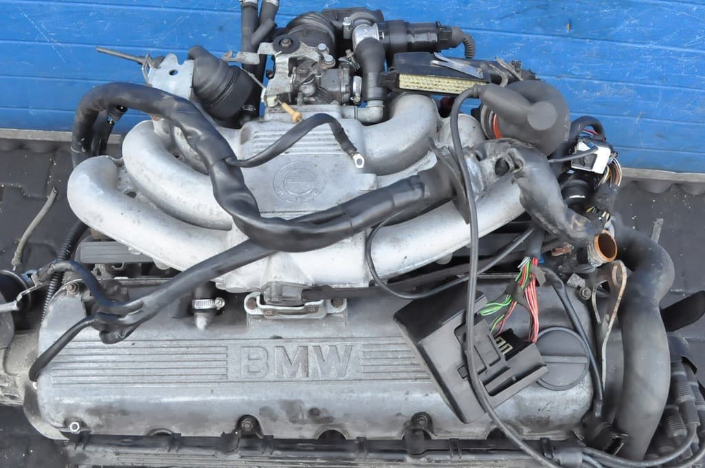Moteur M20 B20 (206KA) — vue 3