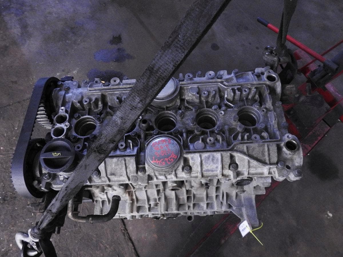 Moteur B 5254 T8 — vue 8