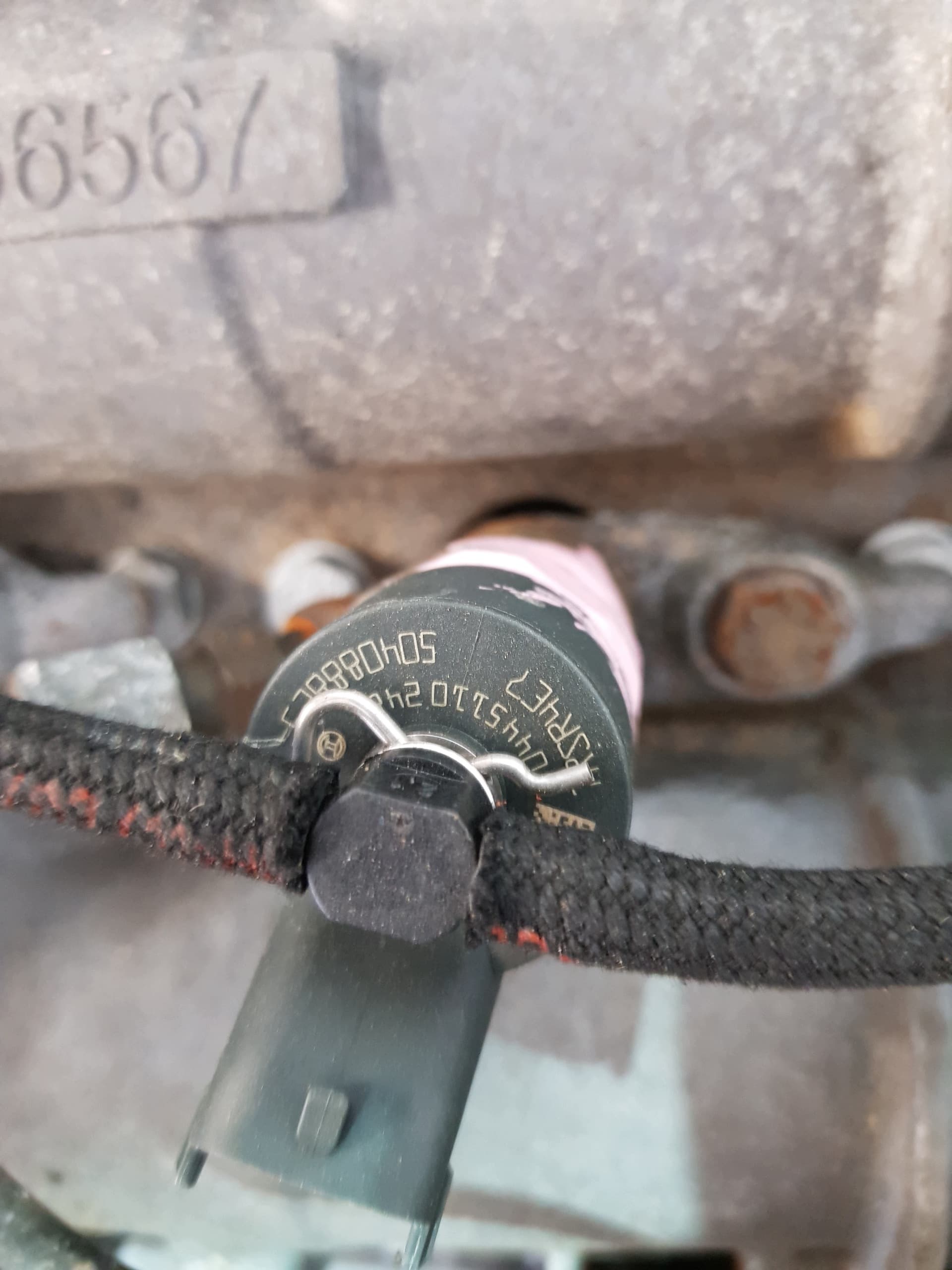 Moteur F1CE0481H — vue 5