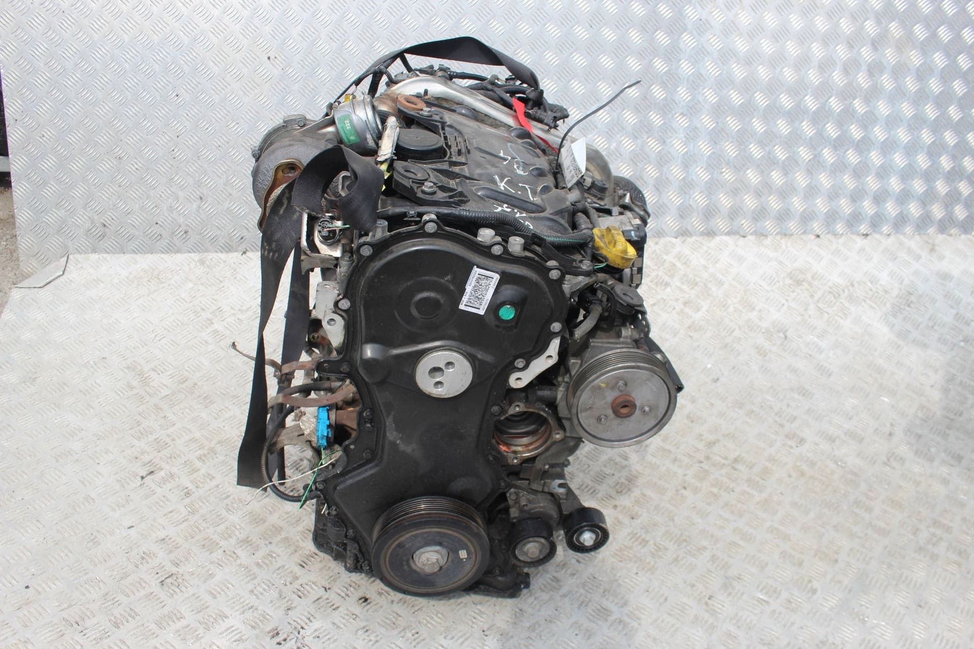 Moteur M9R 805 — vue 5