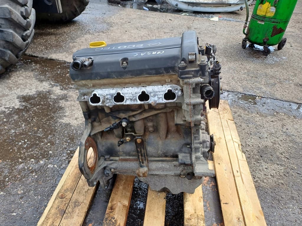Moteur Z 12 XE — vue 3