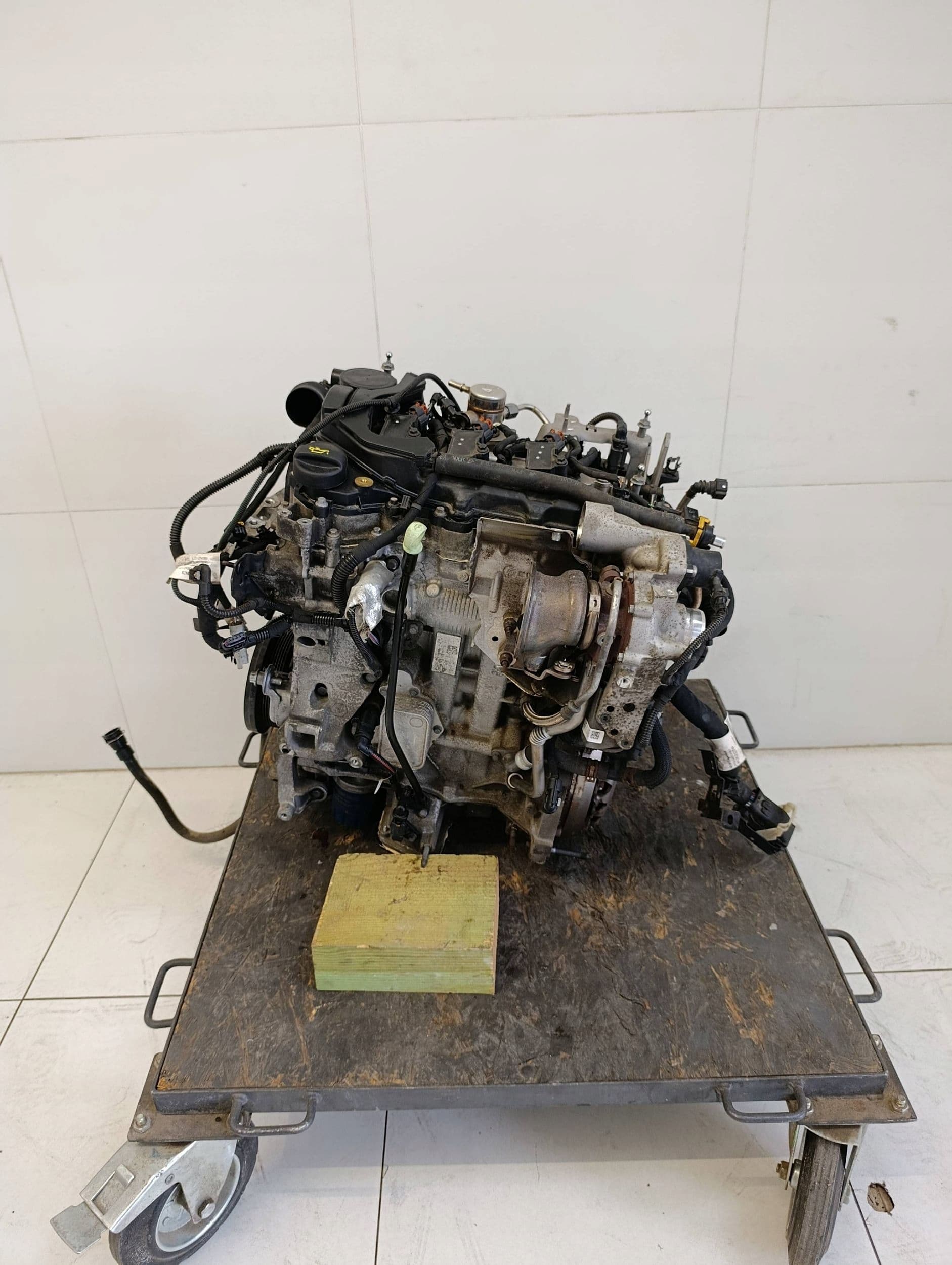 Moteur 9HF (DV6DTED) - Image 1