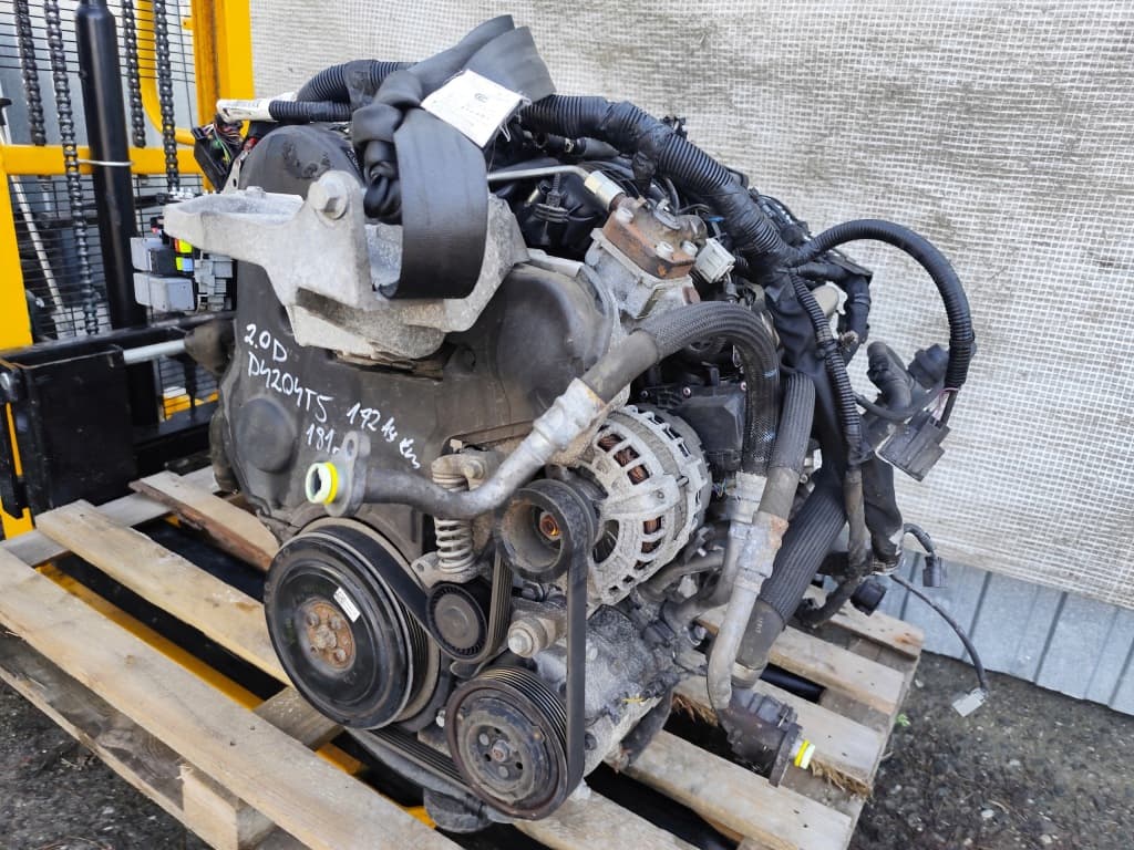 Moteur D 4204 T5 — vue 8