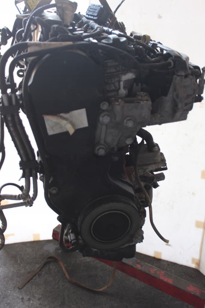 Moteur AHE (DW10FD) — vue 4