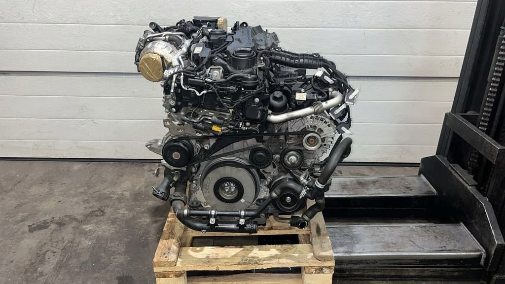 Moteur M 264.915 pour Mercedes-Benz C-class 1.5 Petrol/Electric