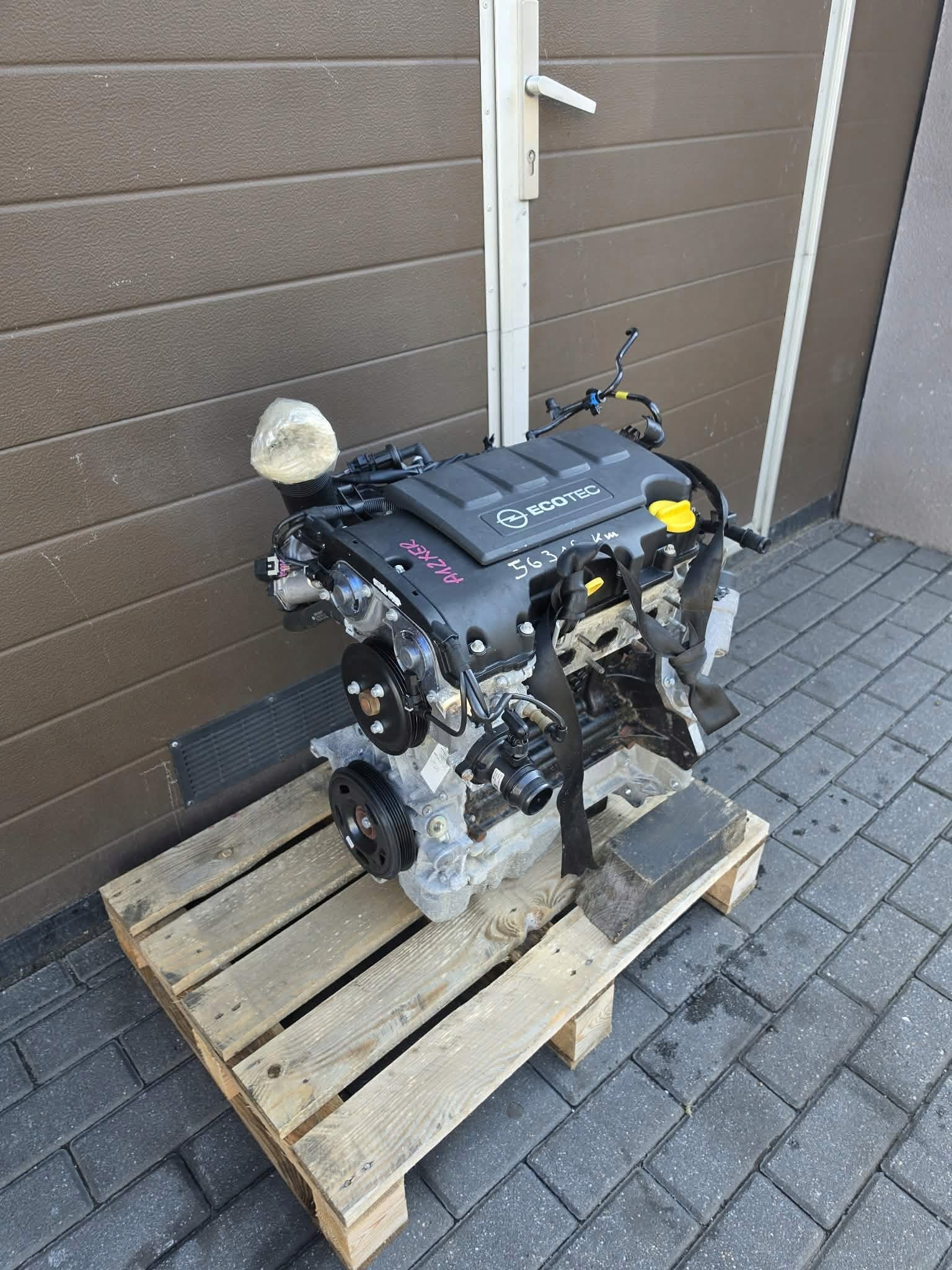 Moteur A 12 XER — vue 5