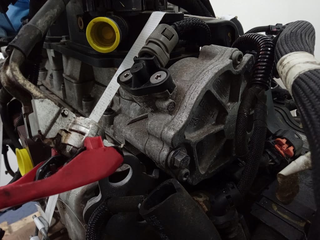 Moteur 8HP (DV4C) — vue 4