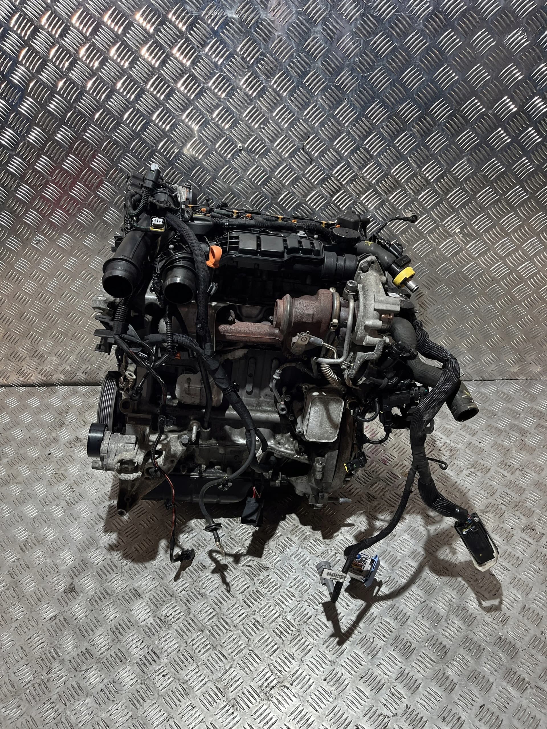 Moteur D 15 DT (DV5RD) pour Opel Grandland