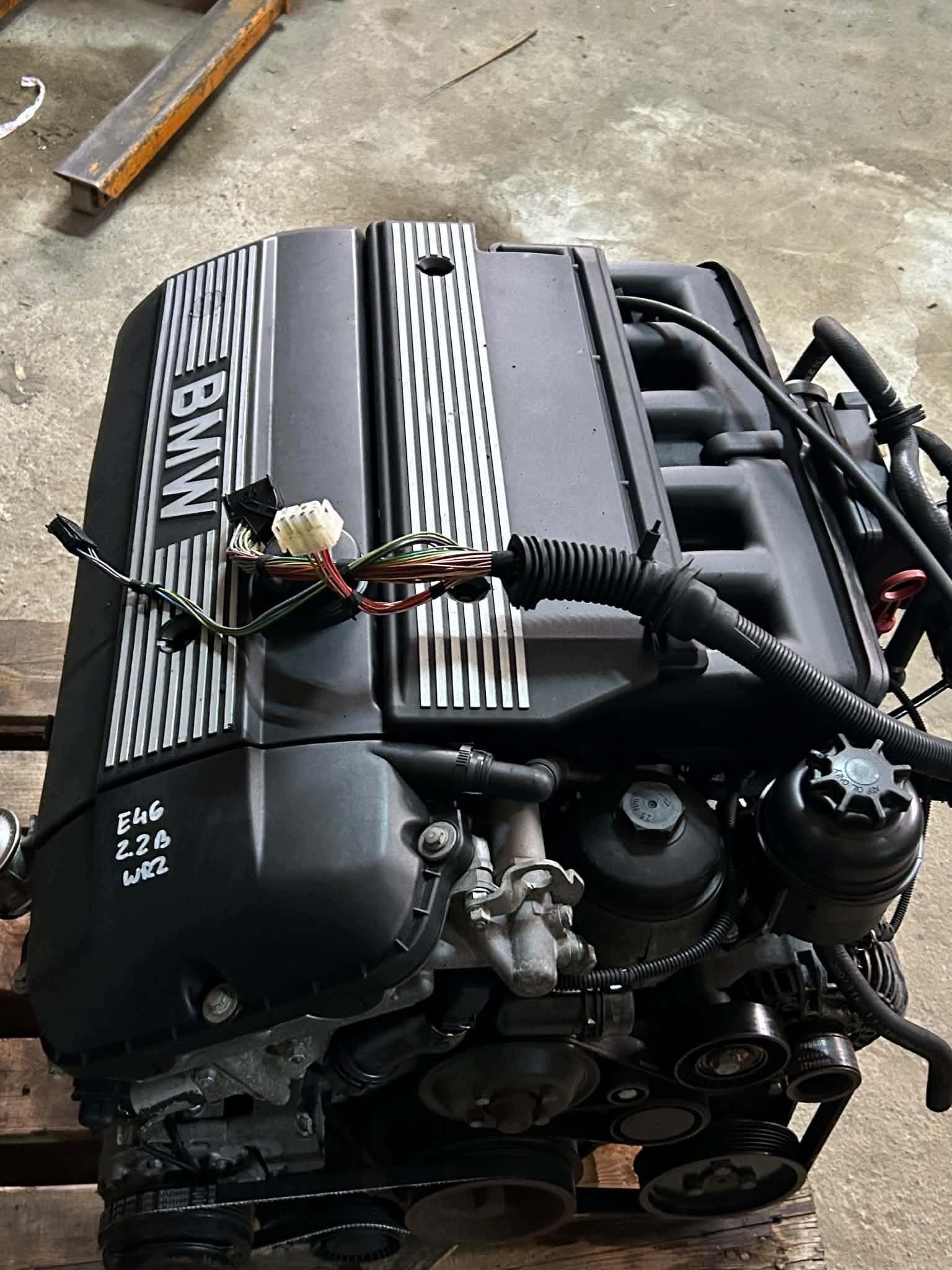 Moteur M54 B22 (226S1) — vue 2