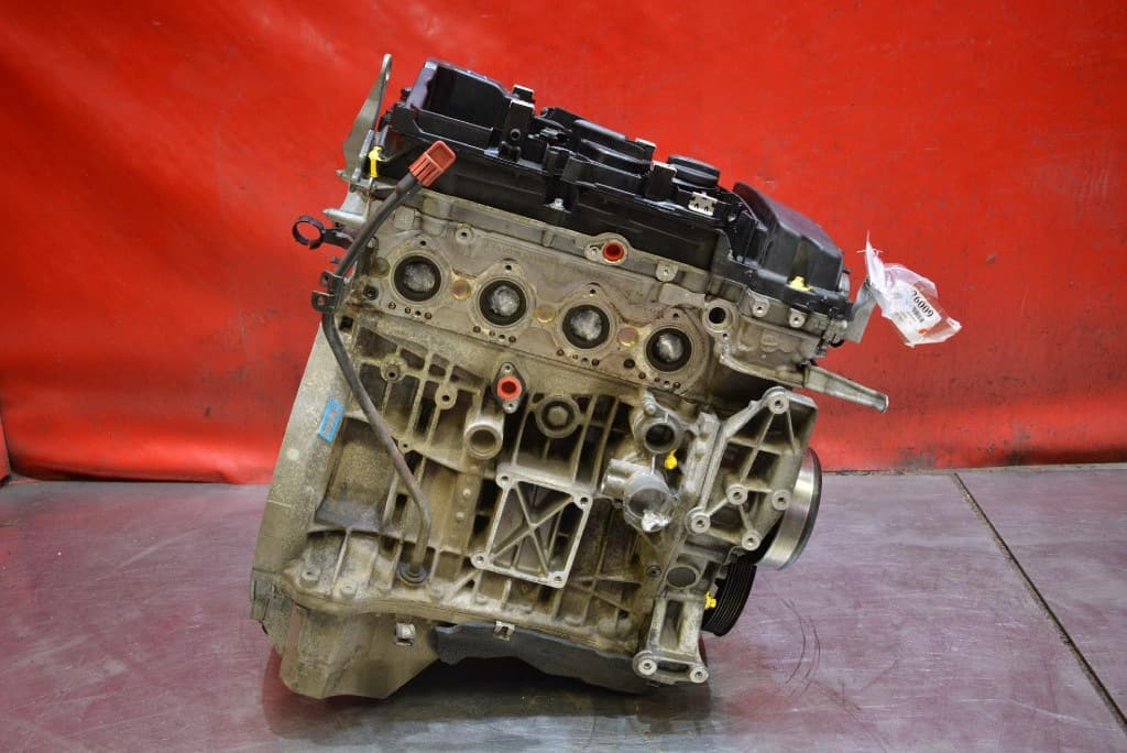 Moteur M 112.913 — vue 9