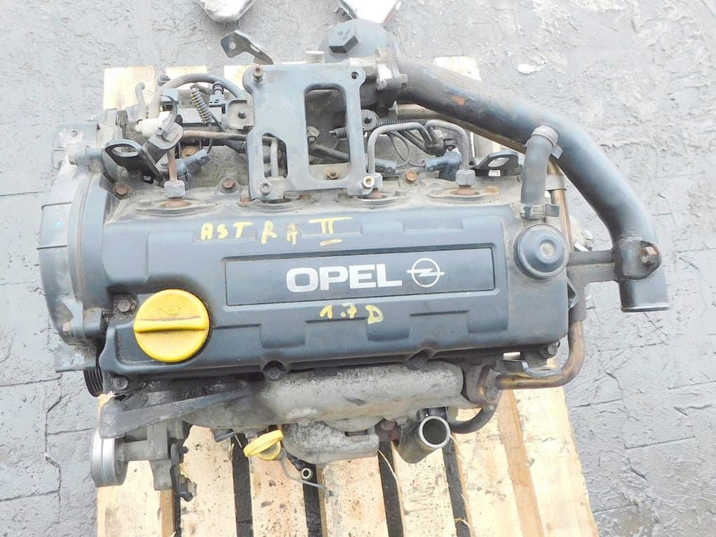 Moteur Y 17 DT — vue 2