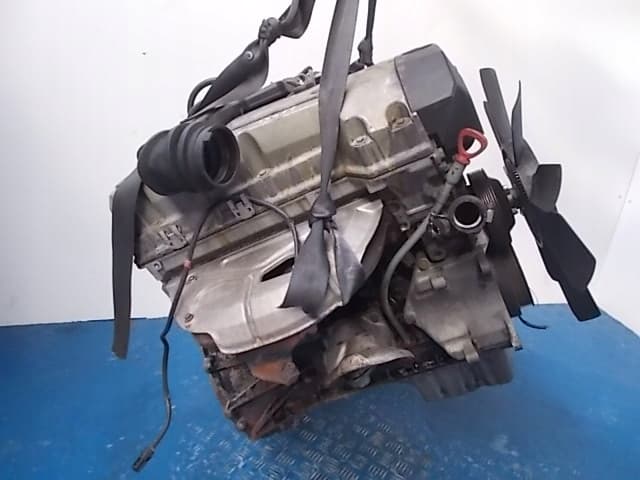Moteur M 111.920 — vue 3