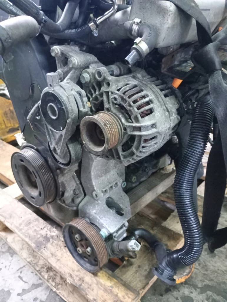 Moteur AQX — vue 7