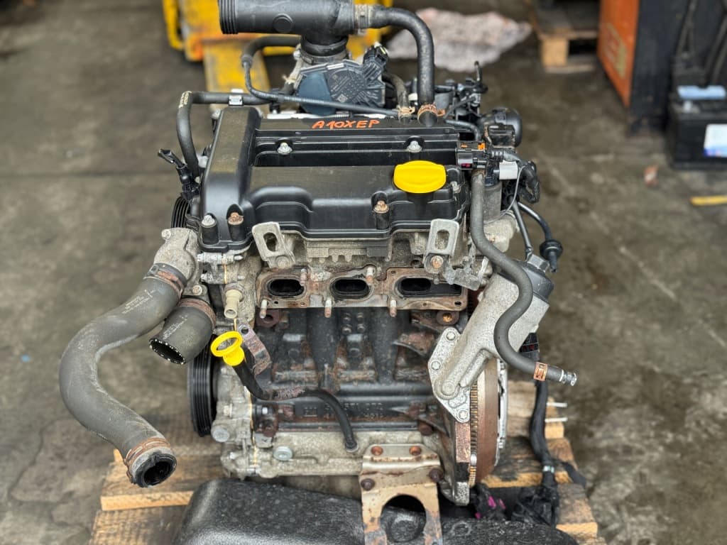 Moteur A 10 XEP pour Vauxhall Corsa 1.0 Petrol