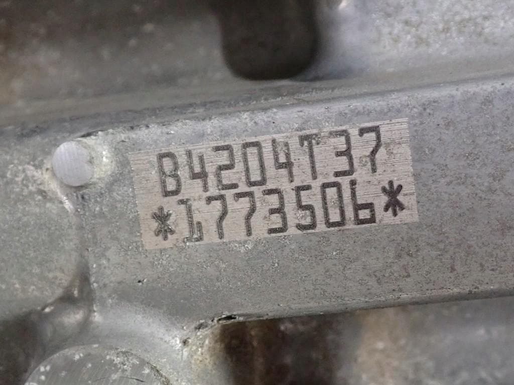 Moteur B 4204 T37 — vue 5