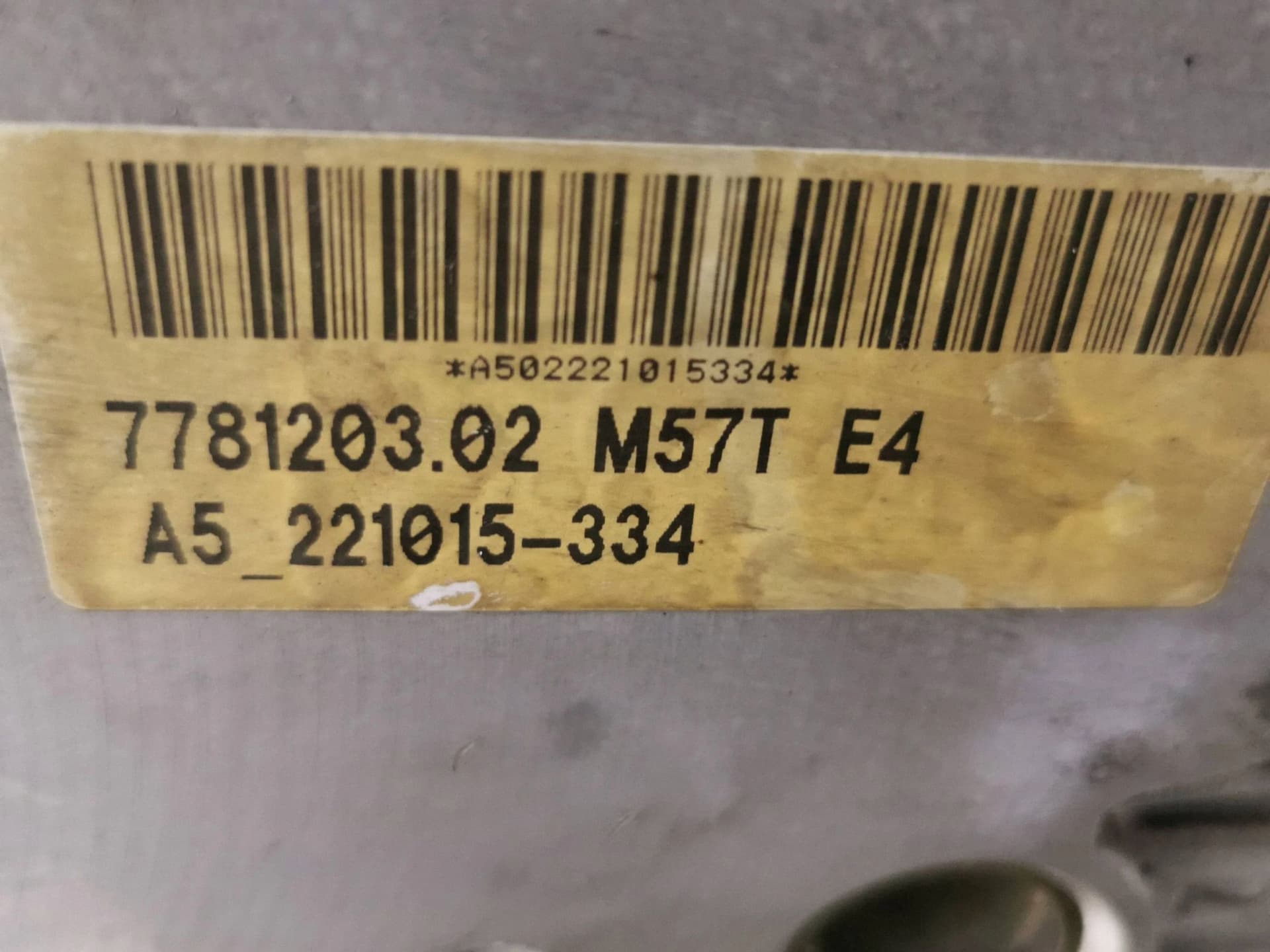 Moteur M57 D25 (256D2) — vue 12
