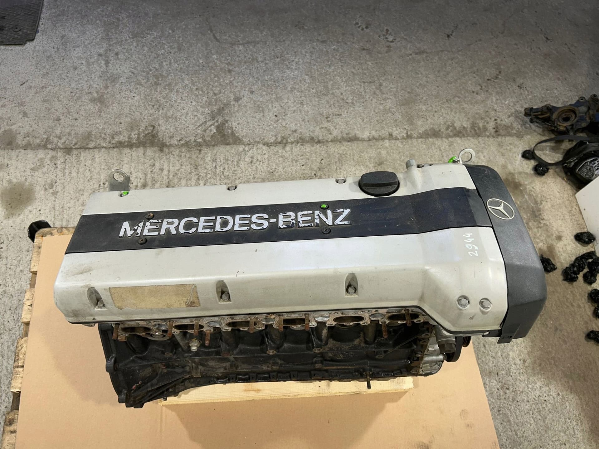 Moteur M 104.981 — vue 15