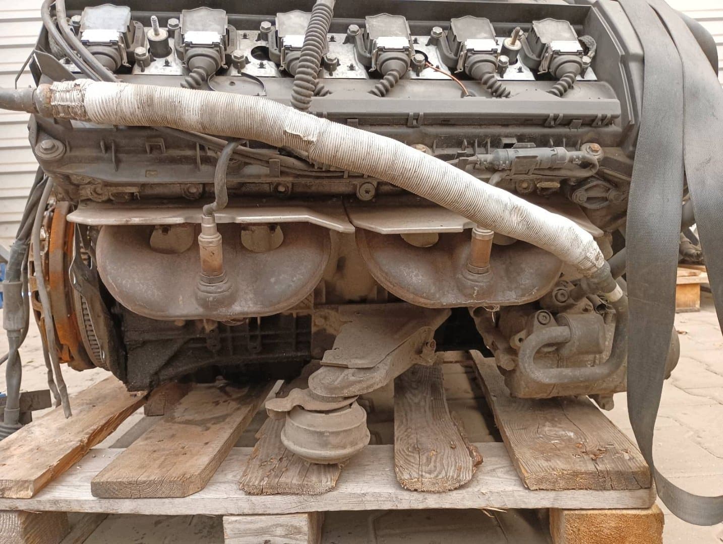 Moteur M54 B25 (256S5) — vue 4